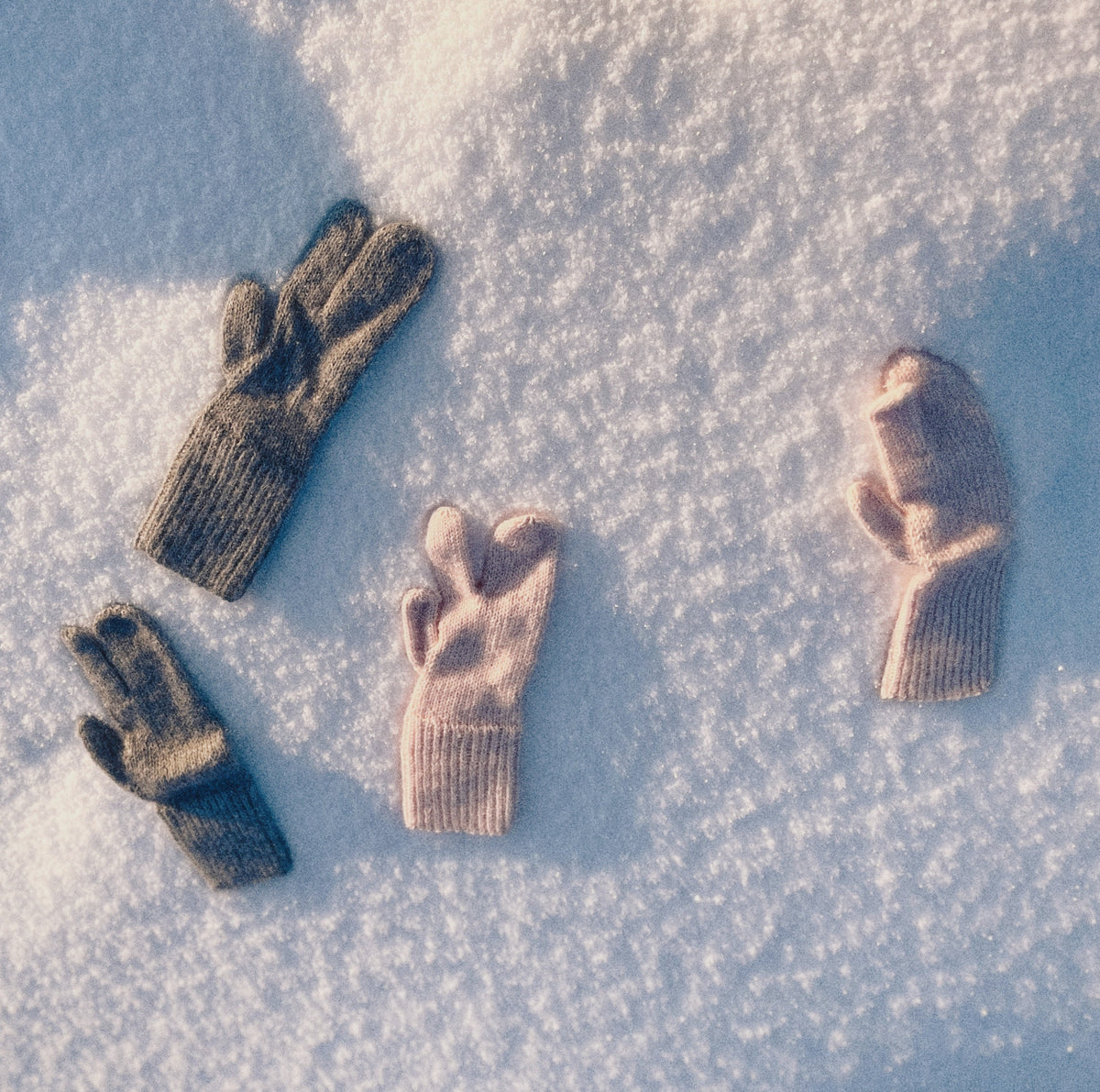 Hilma Tabi Mittens Hilma Atelier