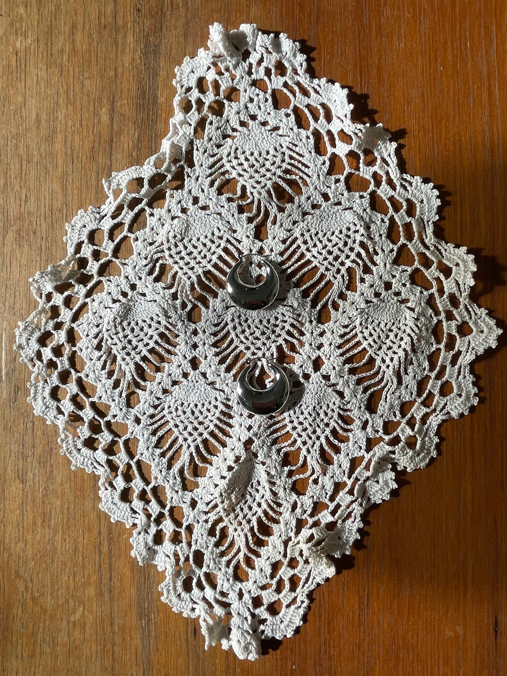 Boucles d'oreilles créoles larges Rue